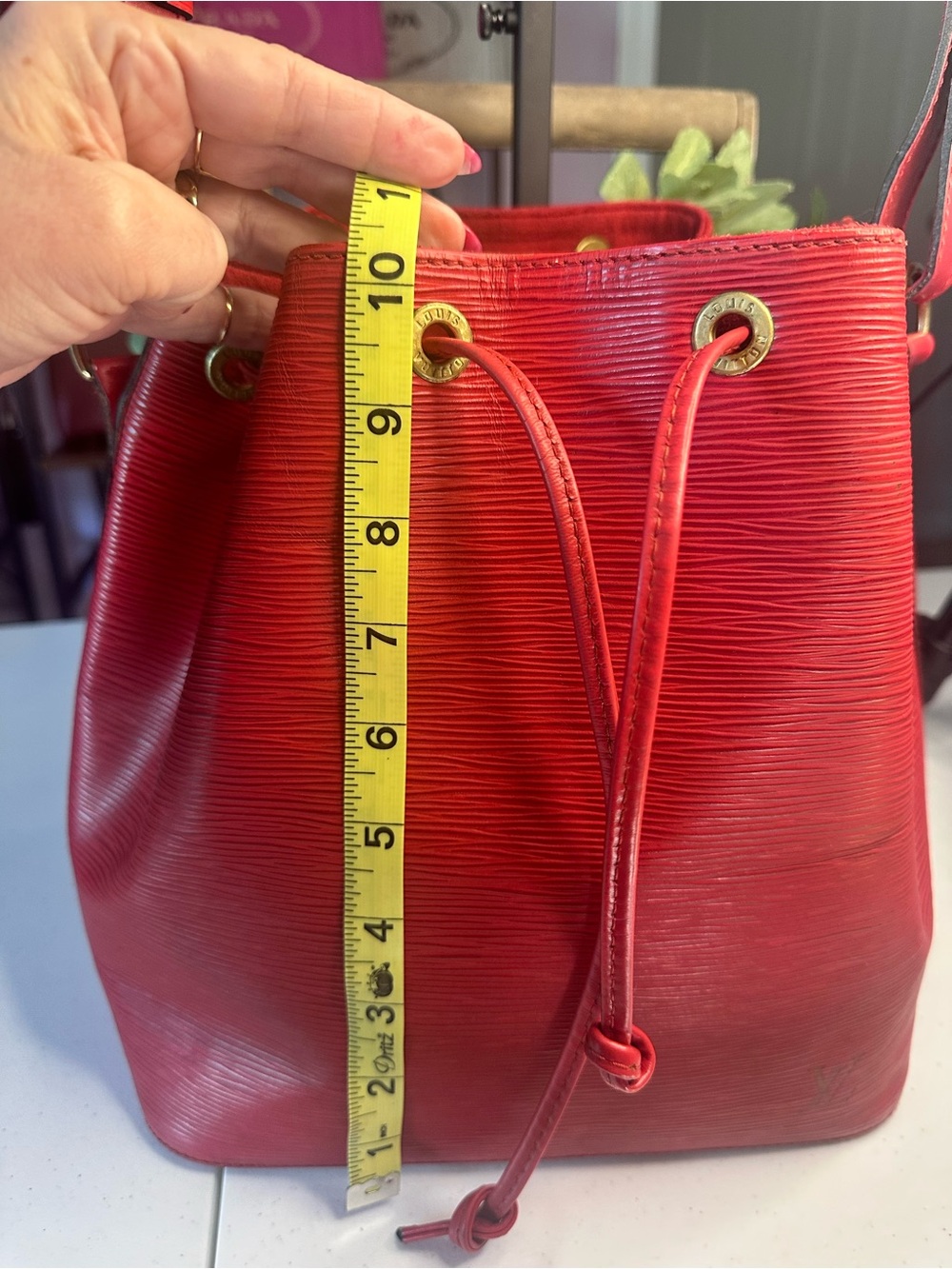 Louis Vuitton Red Epi Leather Drawstring Hobo Bag - Picture 2 of 11